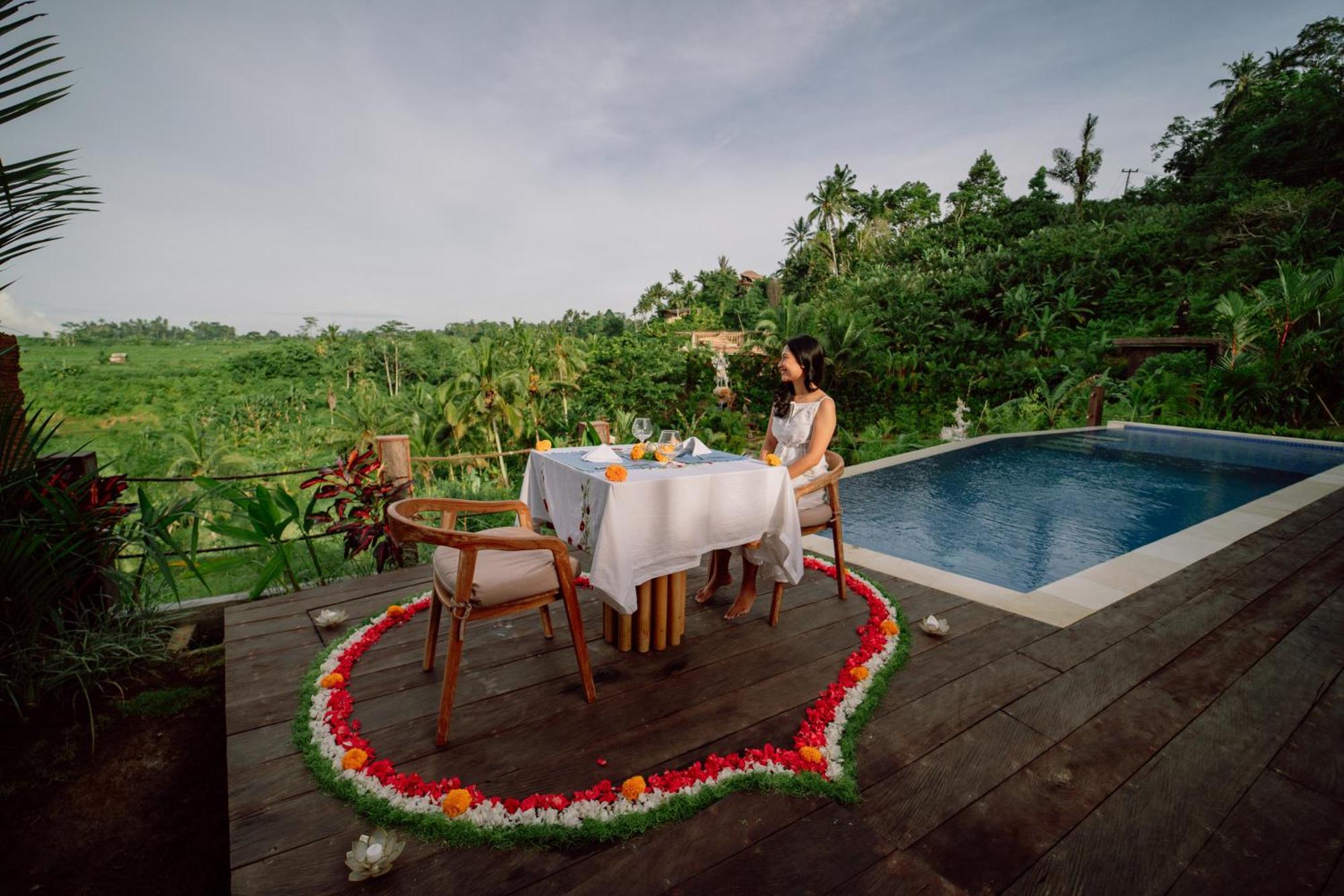 Cr Tris Casa De Bambu * Selat