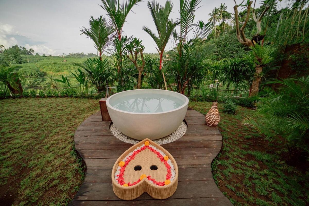 Cr Tris Casa De Bambu Selat